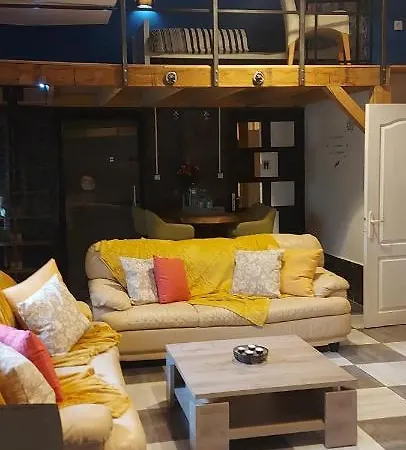 Bed and Breakfast Mirage 3*