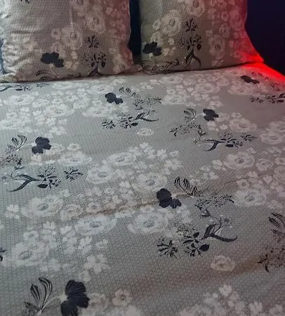 Bed and Breakfast Mirage 3*